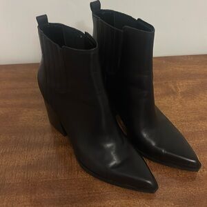 Gorgeous Black Marc Fisher Boots - Women size 9M